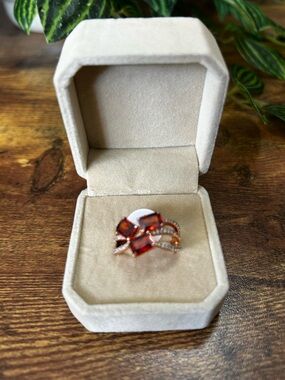 Bomb Party January 2026 Rose Gold Ring, Size 7